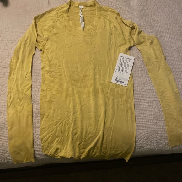 COPY - BNWT Lululemon Swiftly long sleeve Soleil color size 6 - Picture 1 of 4